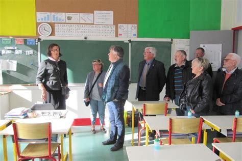 École élémentaire publique Eloi Pruvost .